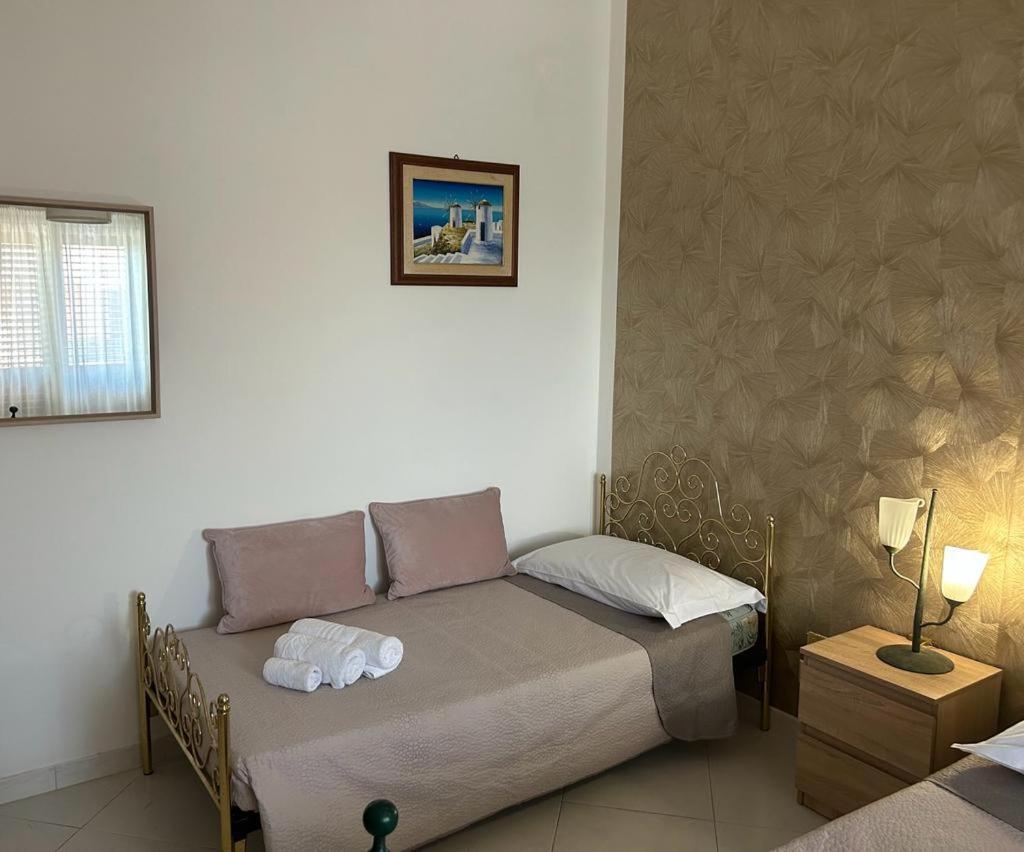 Nina Apartament Giardini Naxos Con Posto Auto Eksteriør billede